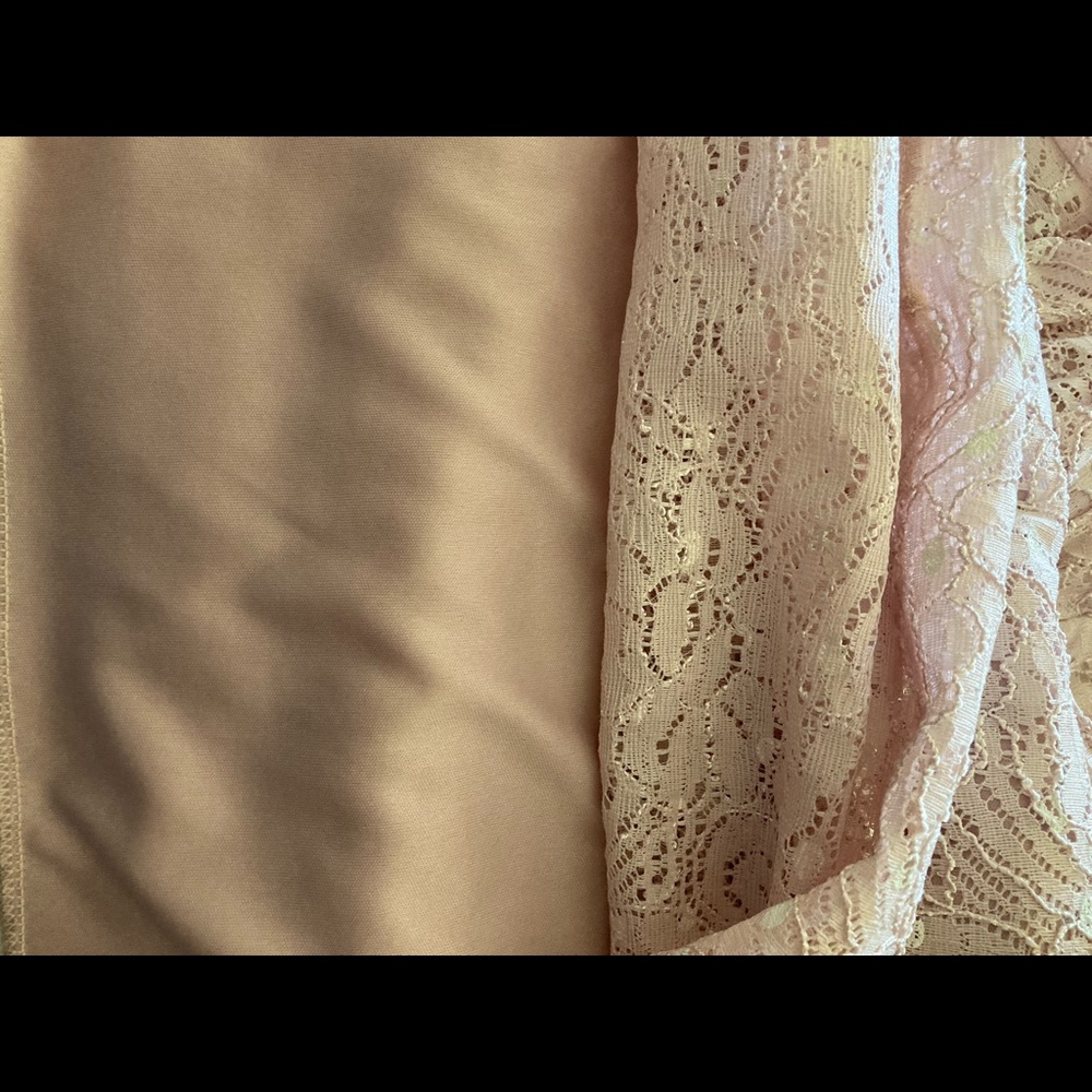 Dress - Picture 3 of 5